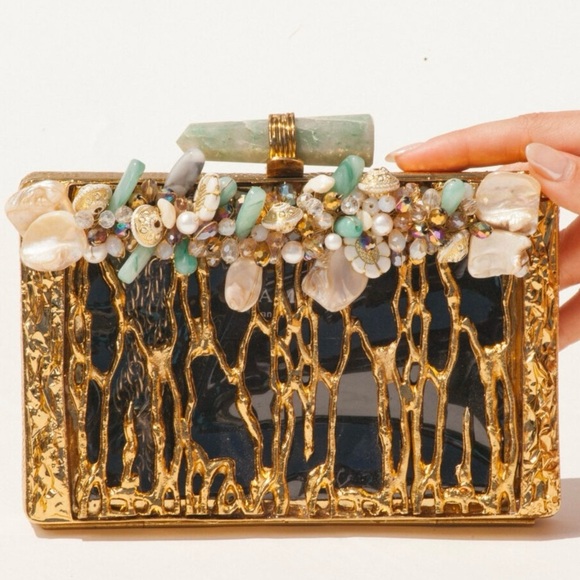 Ramla Zeina Hand-Crafted Clutch Bag - Picture 4 of 5